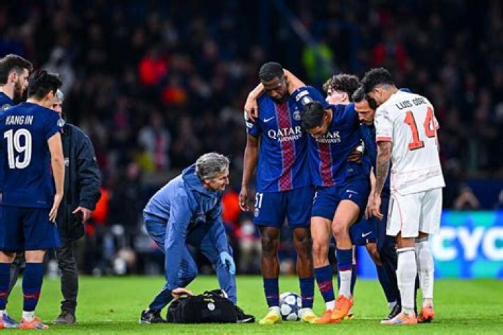 Achraf Hakimi Biography, Age, Height, Wife, Net Worth, Family