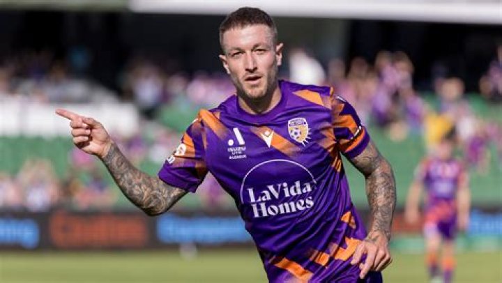 Adam Taggart Biography, Age, Height, Wife, Net Worth, Family