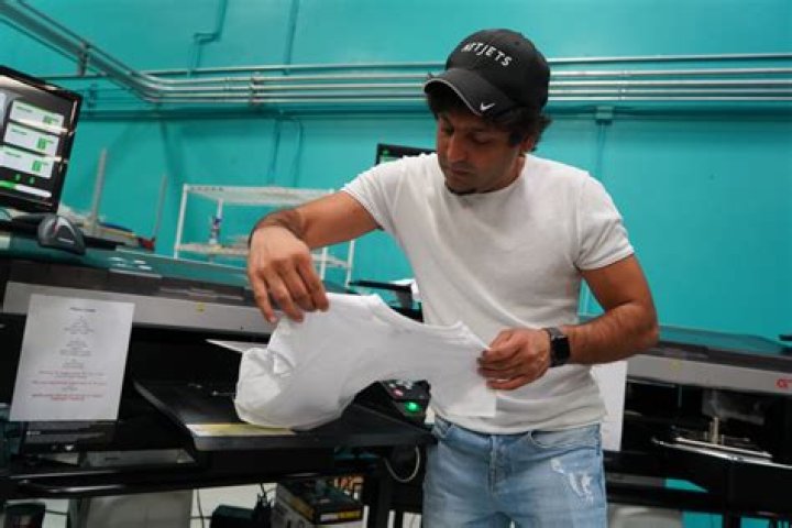 Akil Kurji Biography, Age, Height, Wife, Net Worth, Family