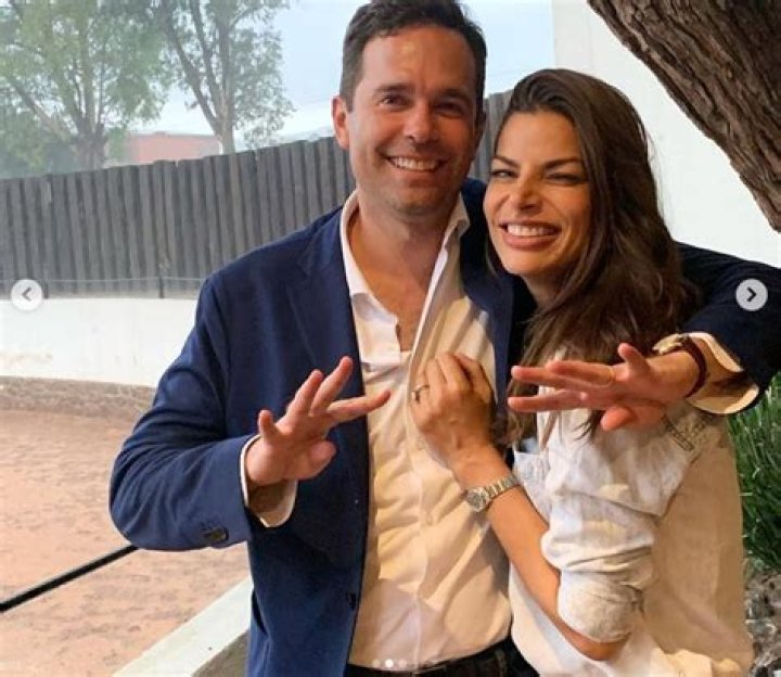 Alejandro Amaya Biography, Age, Height, Wife, Net Worth, Family