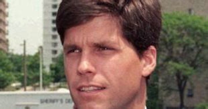 Alex Kelly Biography, Age, Height, Wife, Net Worth, Family