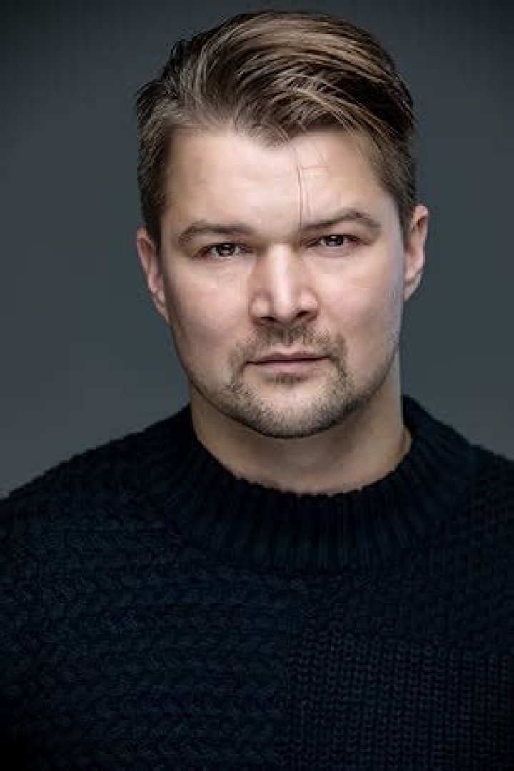 Alex Montyro Biography, Age, Height, Wife, Net Worth, Family