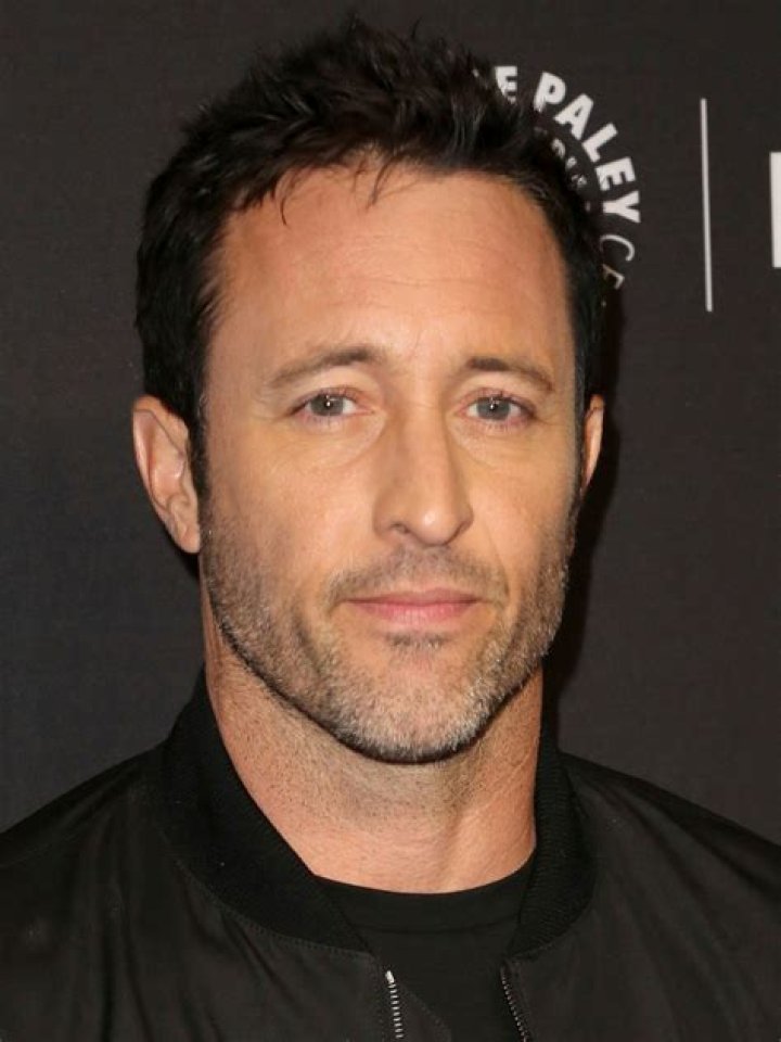 Alex O'Loughlin Biography, Age, Height, Wife, Net Worth, Family