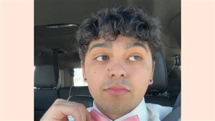 Alex Pettit Biography, Age, Height, Wife, Net Worth, Family