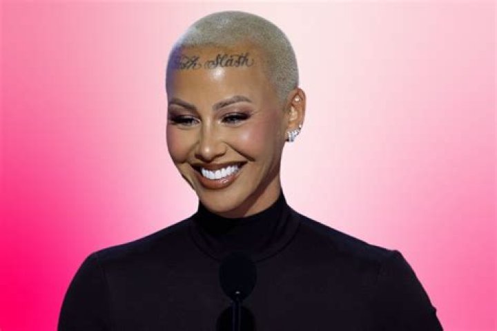 Amber Rose Biography, Age, Height, Husband, Net Worth, Family