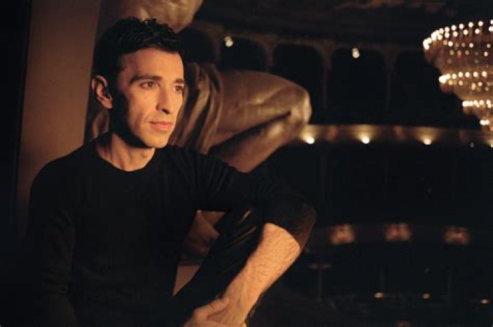 Anthony Roth Costanzo Biography, Age, Height, Wife, Net Worth, Family