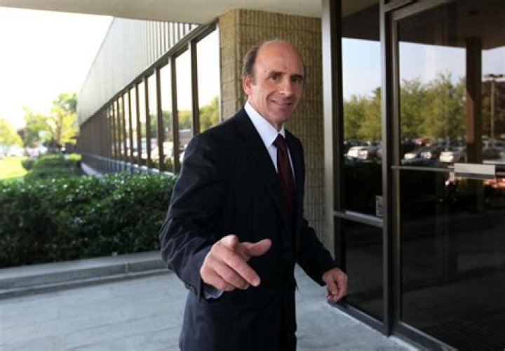 Arthur T. Demoulas biografía, edad, altura, esposo, net worth, familia