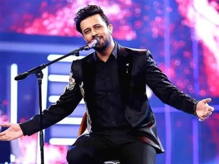 Atif Aslam Biography, Age, Height, Wife, Net Worth, Family