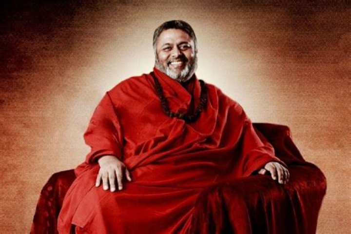 Avdhoot Shivanand Biography, Age, Height, Wife, Net Worth, Family