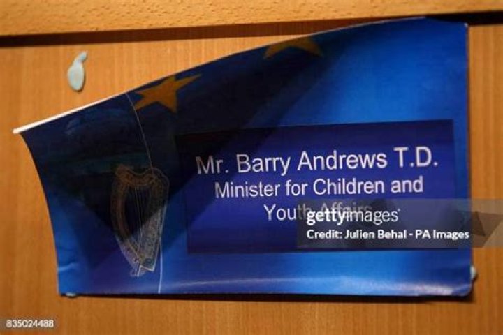 Barry Andrews Biography, Age, Height, Wife, Net Worth, Family