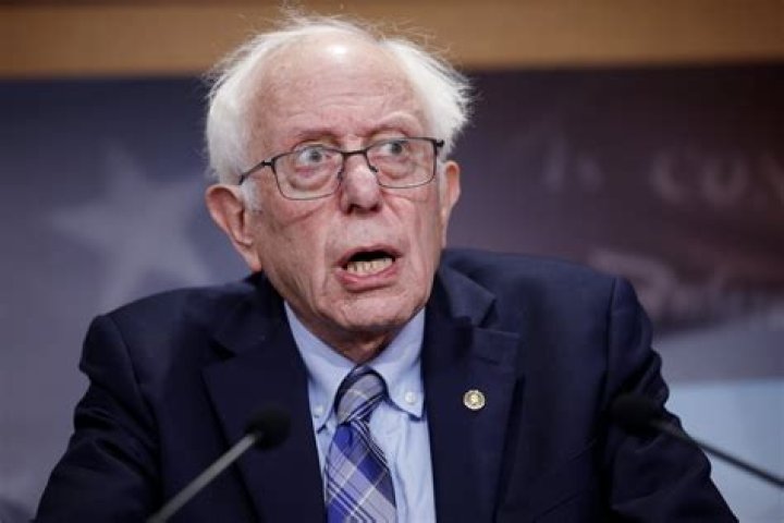 Bernie Sanders Biography, Age, Height, Wife, Net Worth, Family