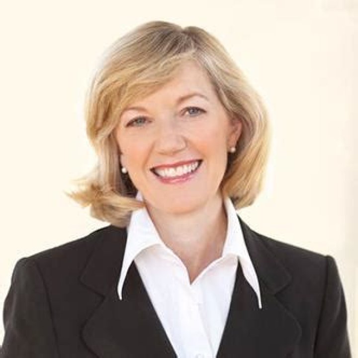 Betsy Holden Biography, Age, Height, Husband, Net Worth, Family