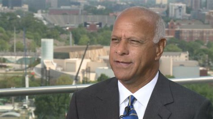 Bill Campbell Biography, Age, Height, Wife, Net Worth, Family