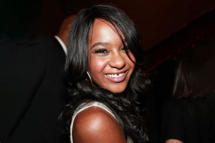 Bobbi Kristina Brown biografía, edad, altura, esposa, net worth, familia