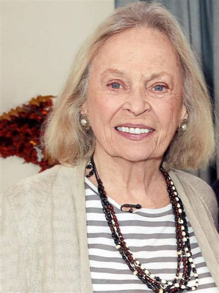 Bonnie Bartlett biografía, edad, altura, esposa, net worth, familia