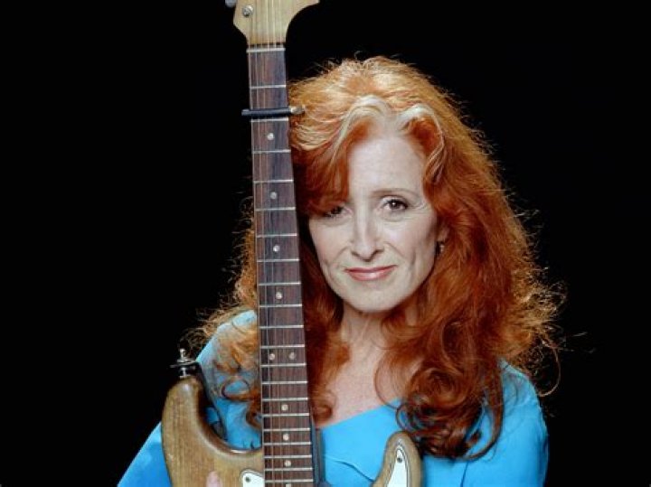 Bonnie Raitt Biography, Age, Height, Husband, Net Worth, Family
