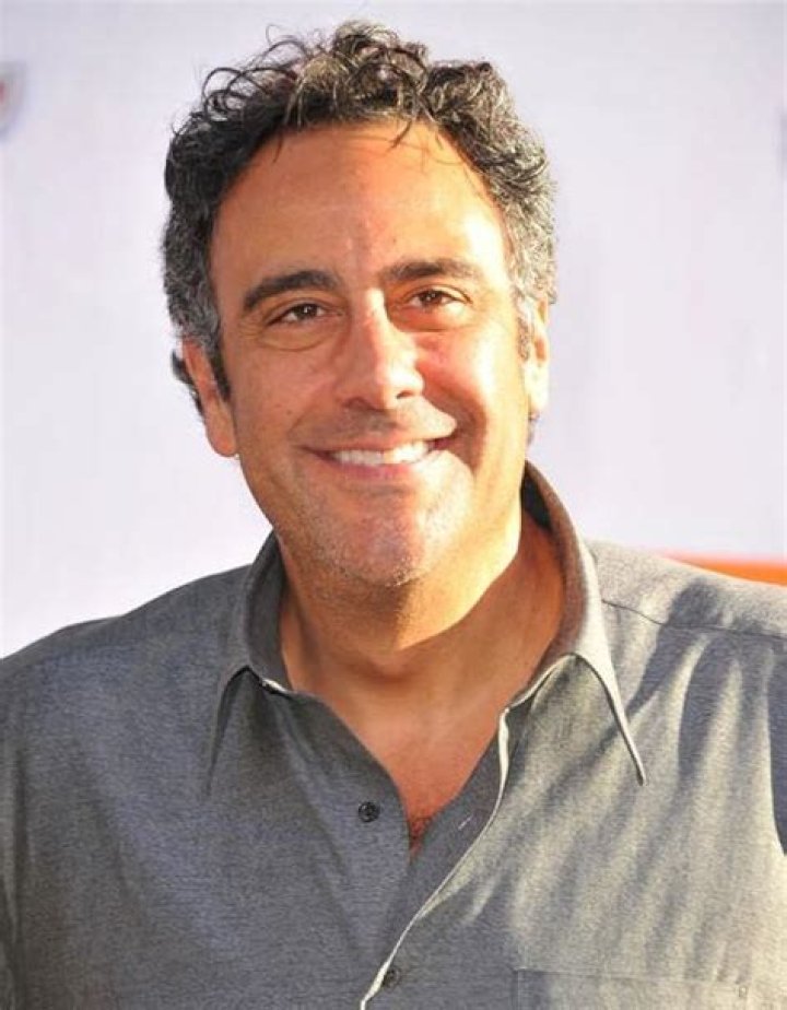 Brad Garrett Biography, Age, Height, Wife, Net Worth, Family