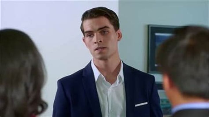 Bradley Hamilton Biography, Age, Height, Wife, Net Worth, Family