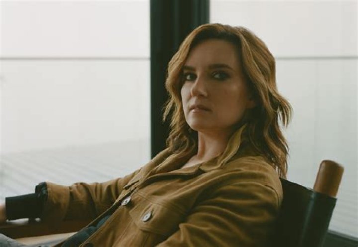 Brandy Clark Biography, Age, Height, Husband, Net Worth, Family