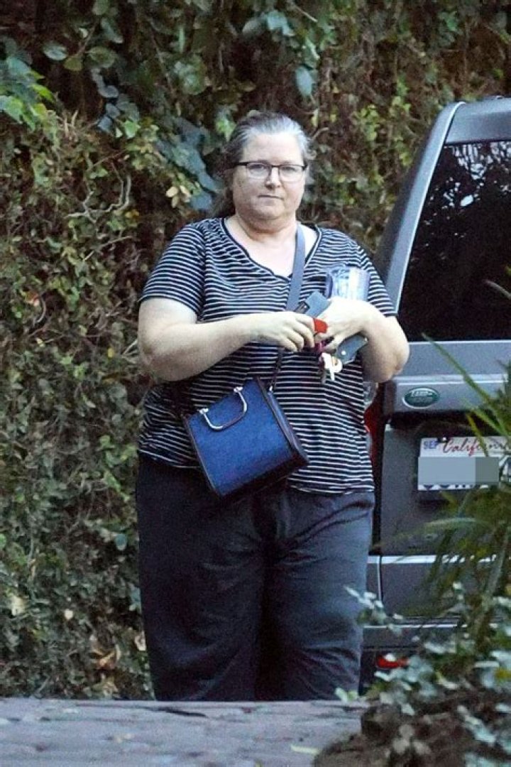 Bridget Fonda Biography, Age, Height, Husband, Net Worth, Family