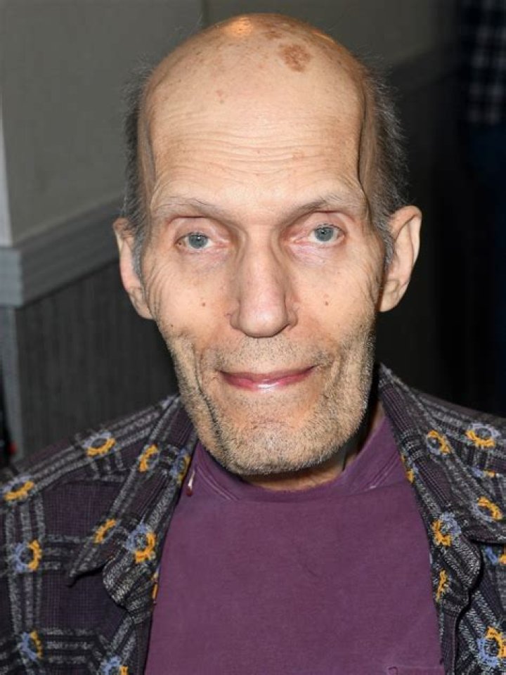 Carel Struycken biografía, edad, altura, esposo, net worth, familia
