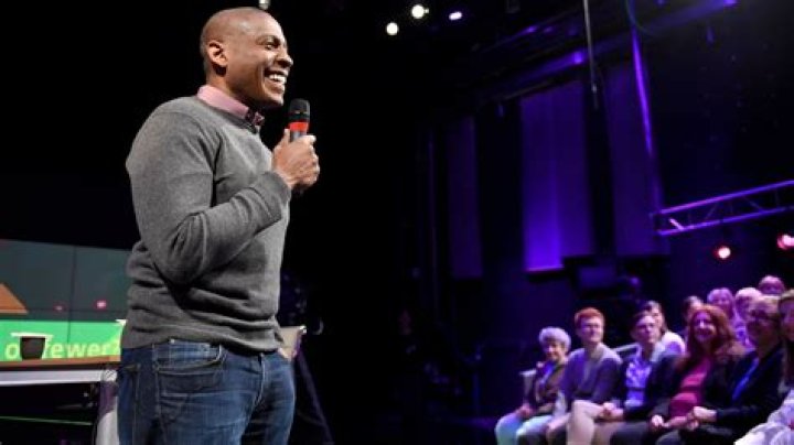 Carlos Watson Biography, Age, Height, Wife, Net Worth, Family