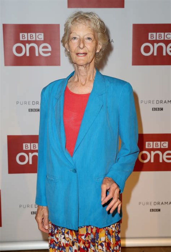 Caroline Blakiston Biography, Age, Height, Husband, Net Worth, Family