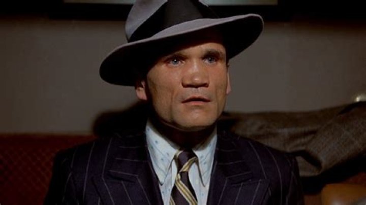 Charles Dierkop biografía, edad, altura, esposo, net worth, familia