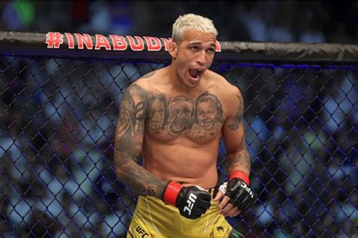 Charles Oliveira Biography, Age, Height, Wife, Net Worth, Family