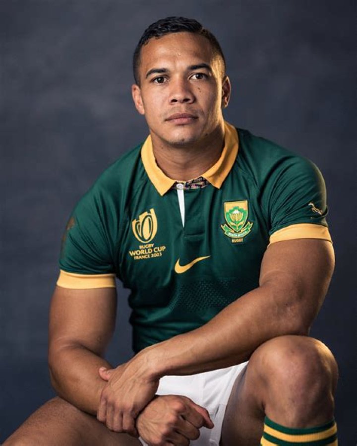 Cheslin Kolbe Biography, Age, Height, Wife, Net Worth, Family