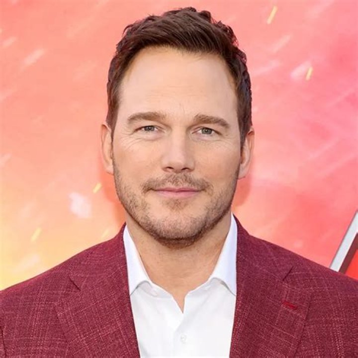 Chris Pratt Biography, Age, Height, Wife, Net Worth, Family