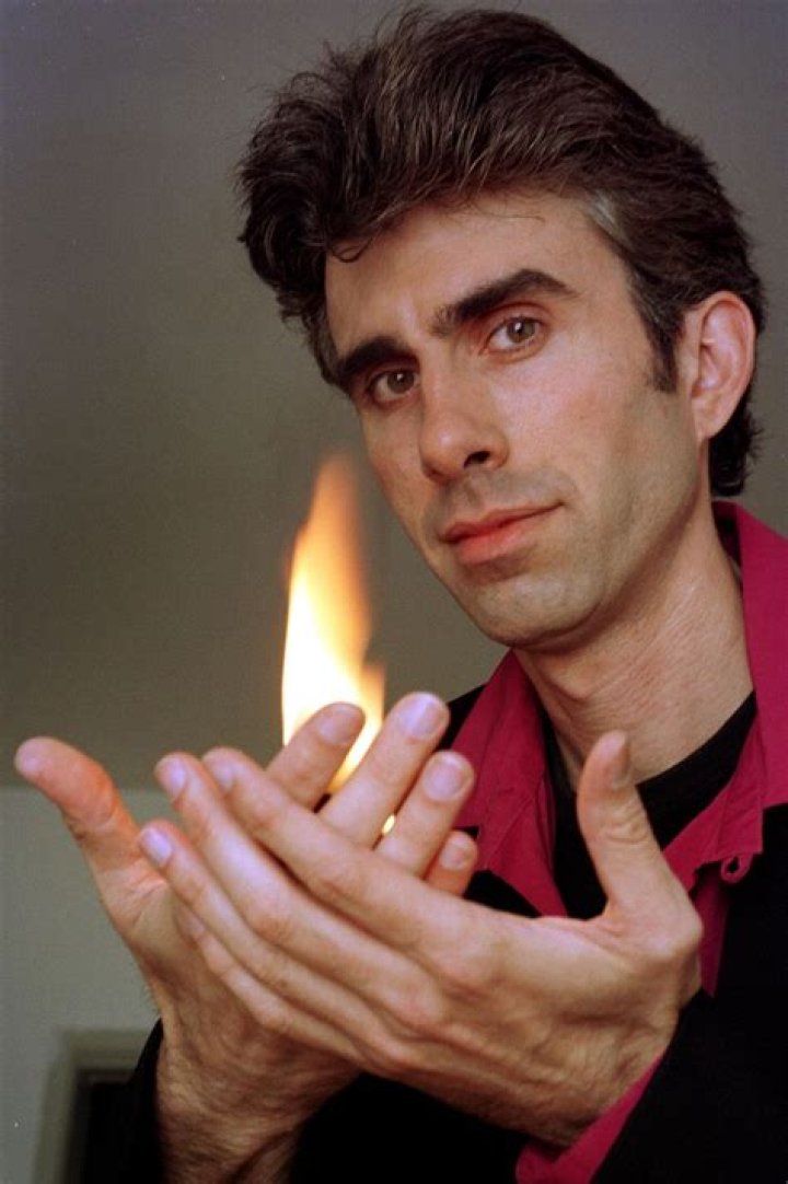 Christopher Hart Biography, Age, Height, Wife, Net Worth, Family