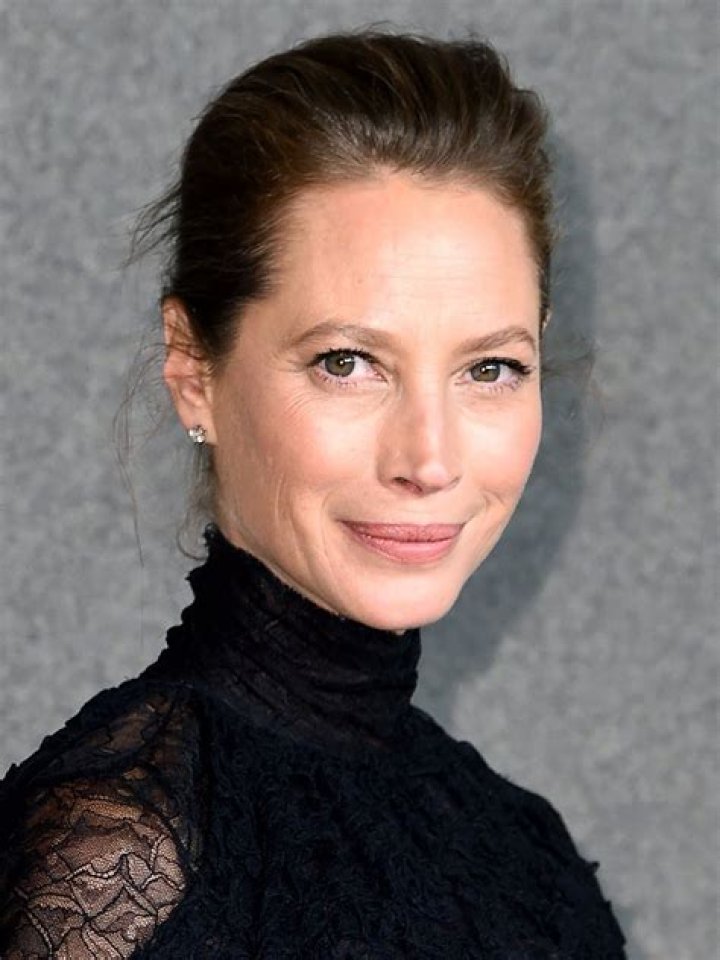Christy Turlington Biography, Age, Height, Husband, Net Worth, Family