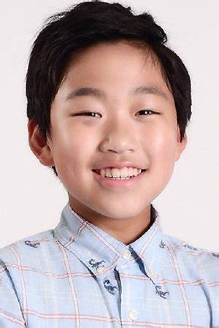 Chun Bo-geun Biography, Age, Height, Wife, Net Worth, Family