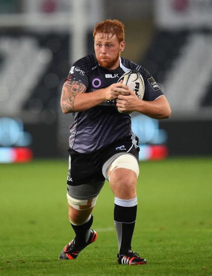 Dan Baker Biography, Age, Height, Wife, Net Worth, Family