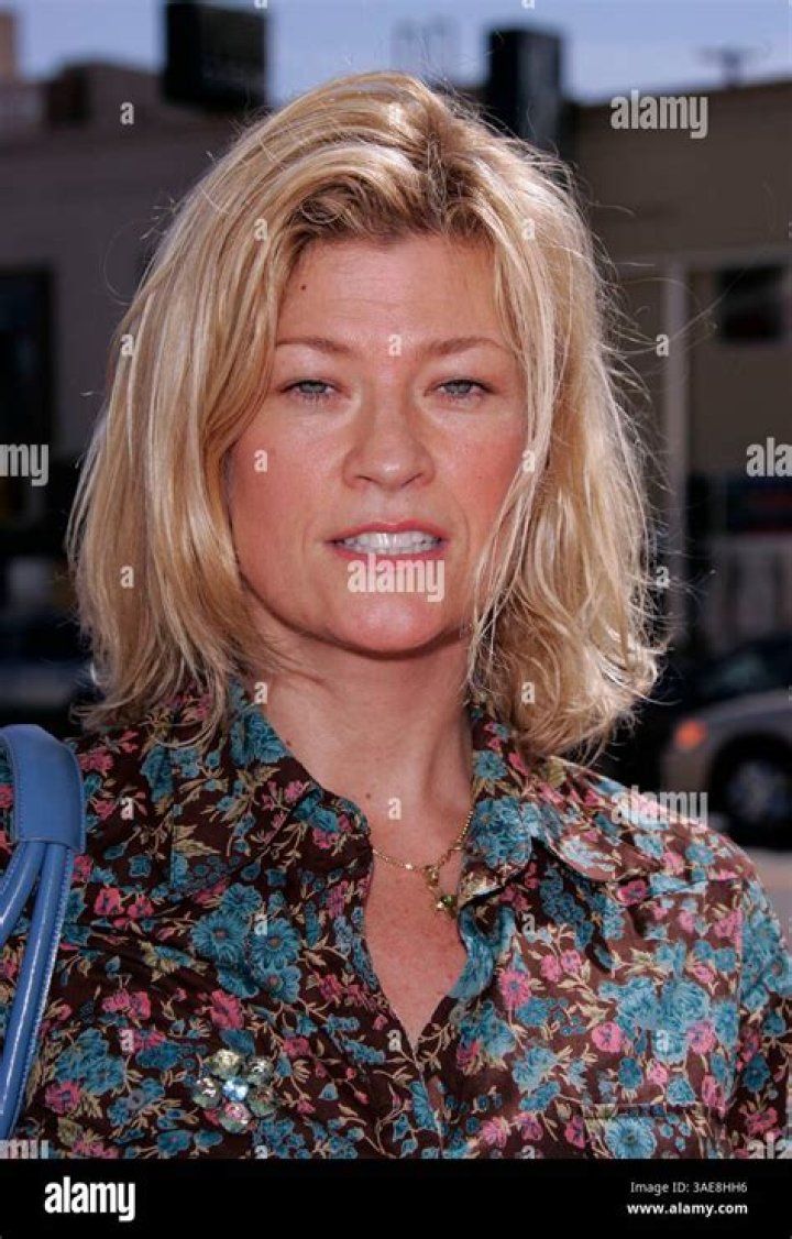 Dana Wheeler-Nicholson Biography, Age, Height, Husband, Net Worth, Family