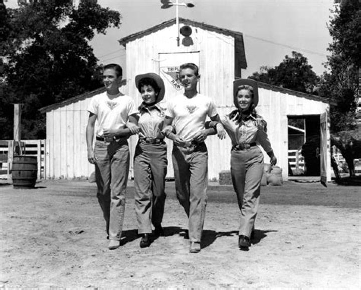 Darlene Gillespie Biography, Age, Height, Husband, Net Worth, Family