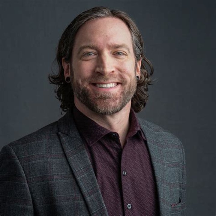 Dave Coyne Biography, Age, Height, Wife, Net Worth, Family