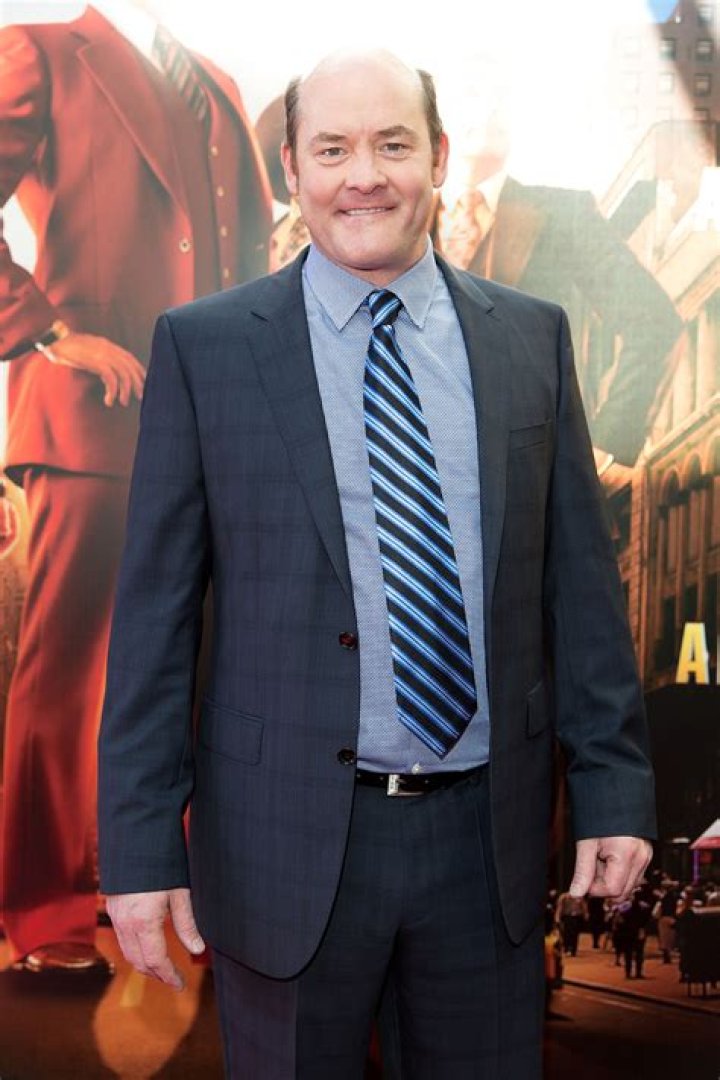 David Koechner biografía, edad, altura, esposo, net worth, familia