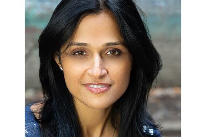 Deepa Purohit Biography, Age, Height, Husband, Net Worth, Family