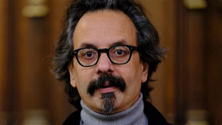 Dominic Selwood Biography, Age, Height, Wife, Net Worth, Family