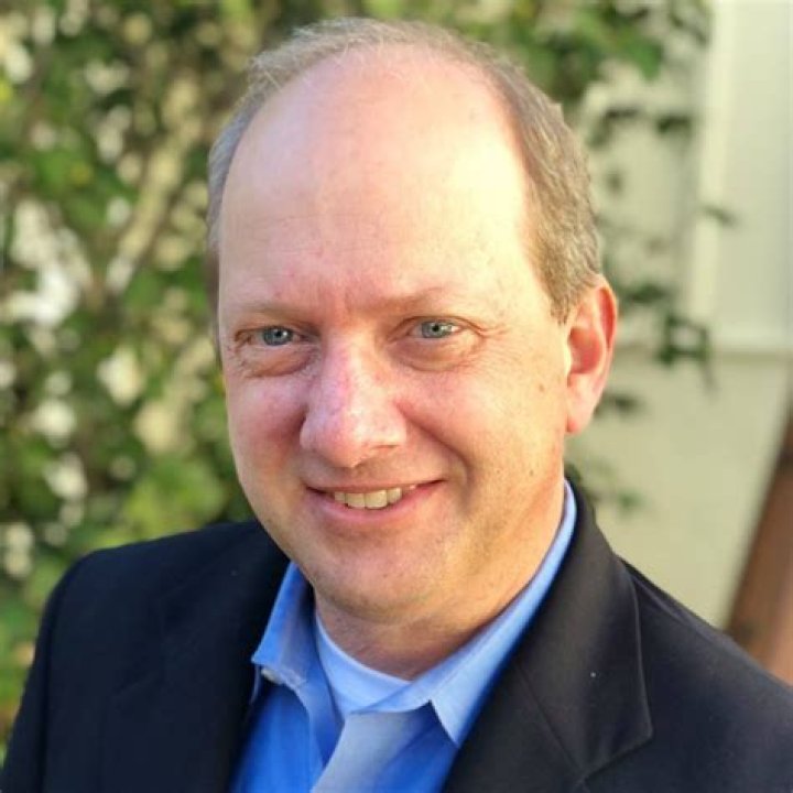 E. Randol Schoenberg Biography, Age, Height, Wife, Net Worth, Family