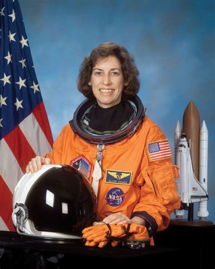 Ellen Ochoa Biography, Age, Height, Husband, Net Worth, Family