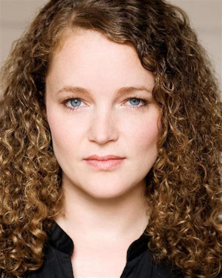 Emma Cunniffe Biography, Age, Height, Husband, Net Worth, Family