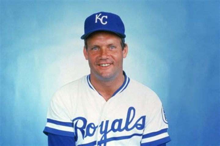 George Brett Biography, Age, Height, Wife, Net Worth, Family