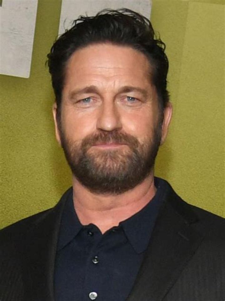 Gerard Butler Biography, Age, Height, Wife, Net Worth, Family