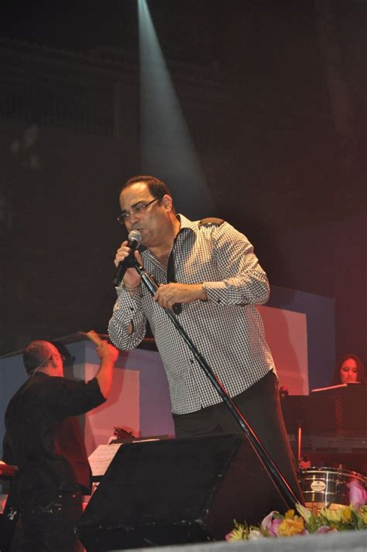 Gilberto Santa Rosa Biography, Age, Height, Wife, Net Worth, Family