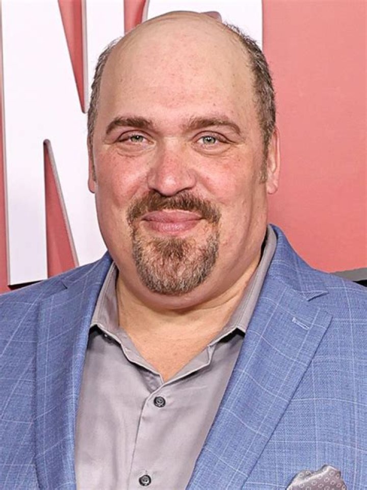 Glenn Fleshler Biography, Age, Height, Wife, Net Worth, Family