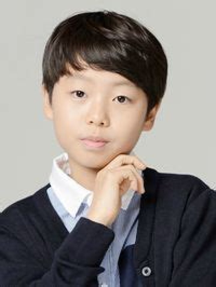 Goo Seung-hyun Biography, Age, Height, Wife, Net Worth, Family