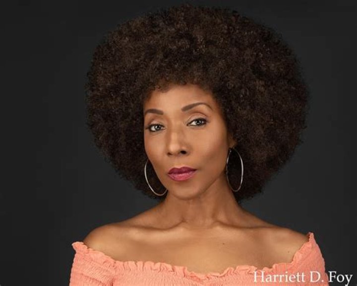 Harriett D. Foy Biography, Age, Height, Husband, Net Worth, Family